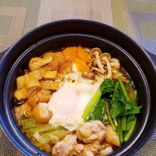 具だくさん！ 栄養満点！鍋焼きうどん